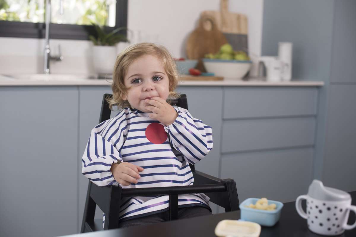 babytolove-blouse-tablier-blue-stripes-imperm-able-manches image 3