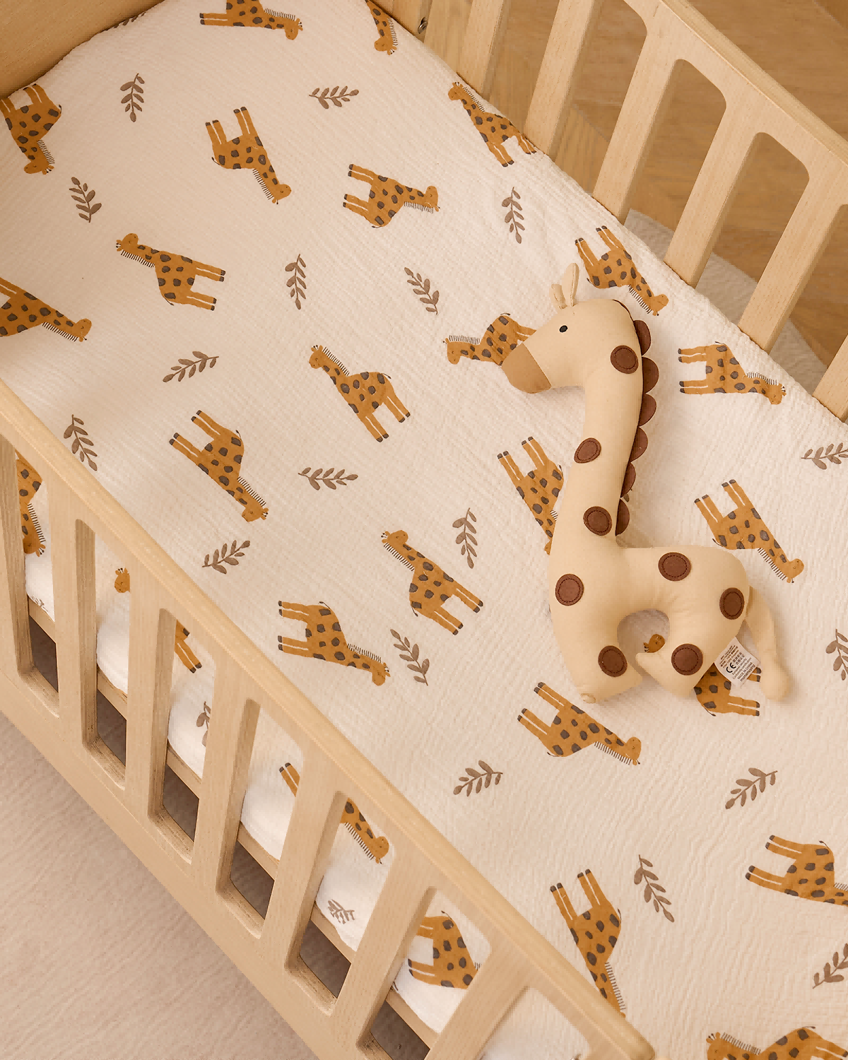 momcozy-m-series-drap-housse-mousseline-girafe-52-x28 image 5
