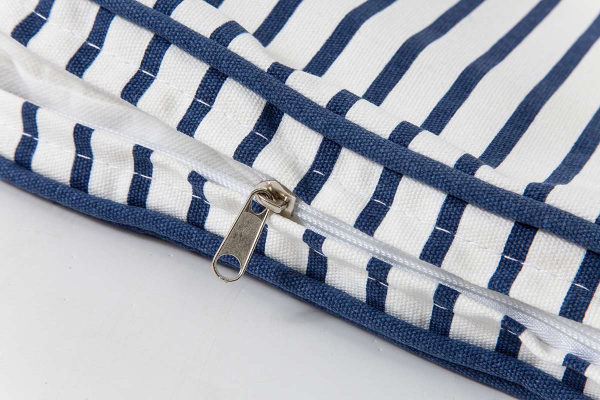 babytolove-matelas-de-sol-nomade-blue-stripes-ray-bleu image 5