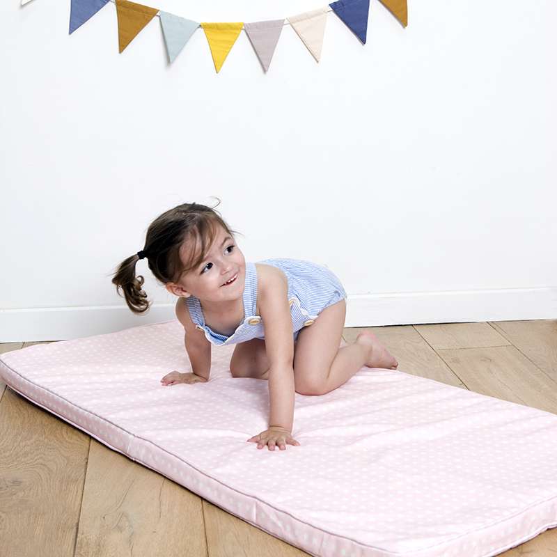 babytolove-matelas-sol-pink-stars-120x60-matelas-d-houssable image 3