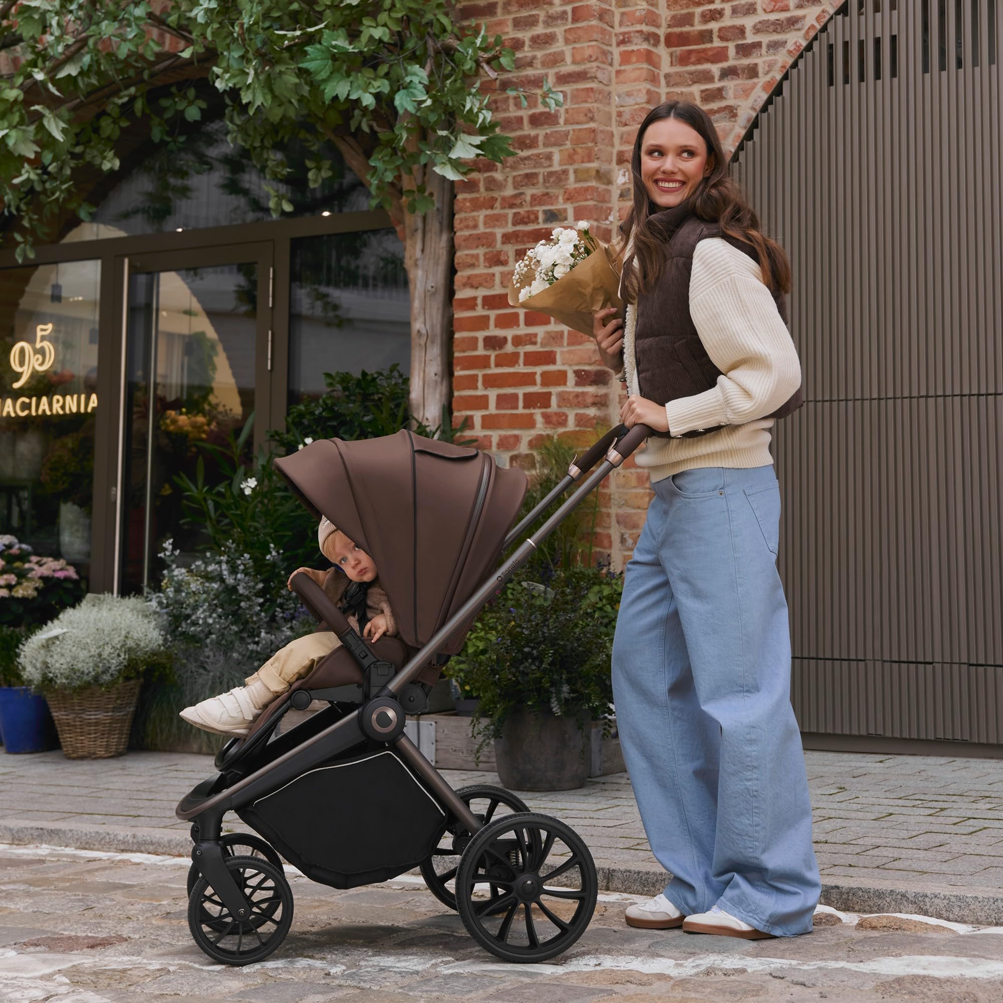 lionelo-mika-plus-poussette-marron-6-mois-22-kg image 6