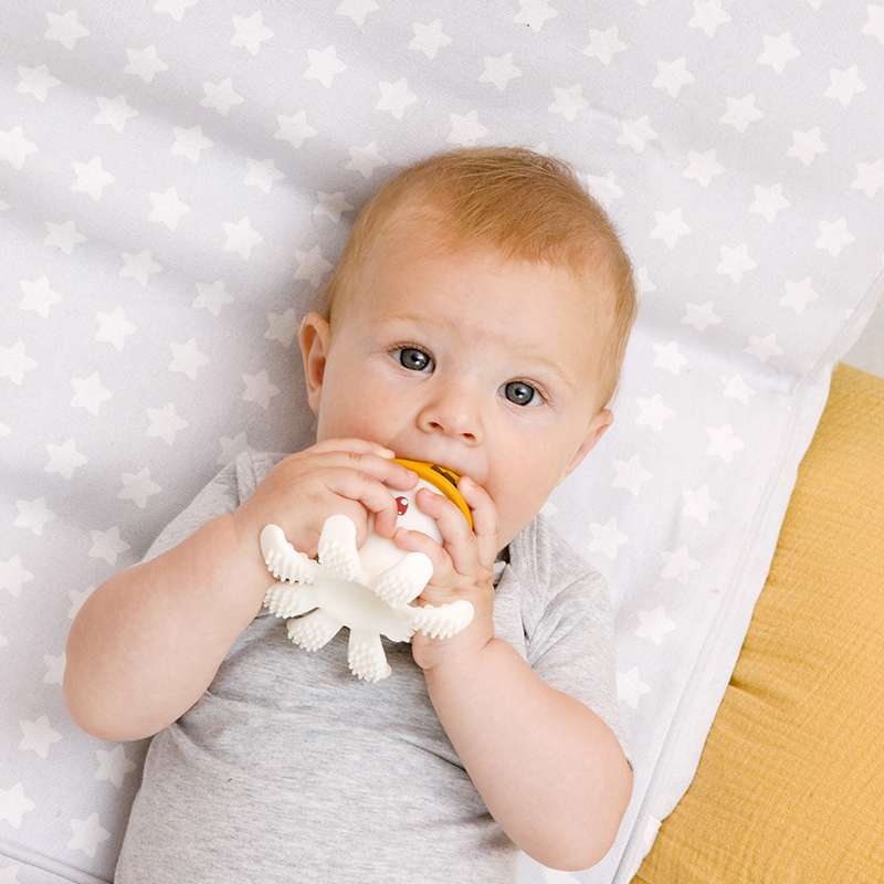 babytolove-matelas-de-sol-white-stars-matelas-nomade-toiles image 5