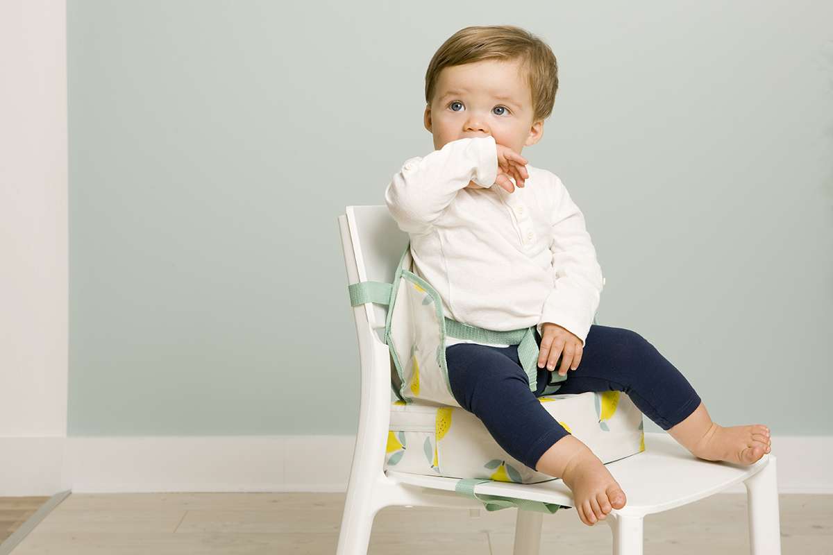 babytolove-rehausseur-easy-up-happy-lemon-chaise-nomade image 2